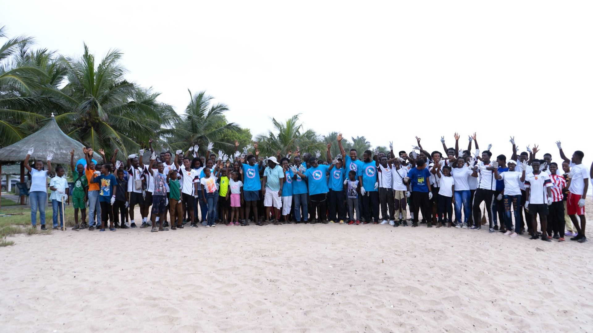 The Bottle Builders community on a collection day